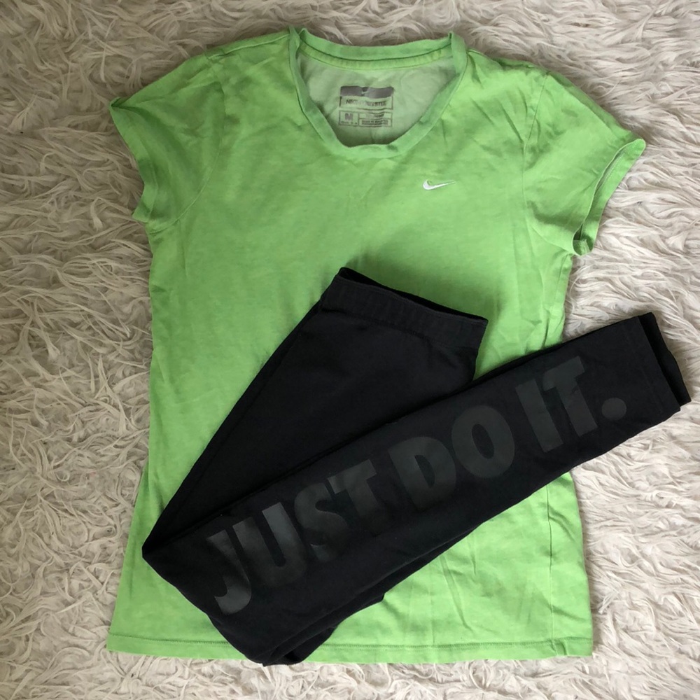 Black Nike Just Do It leggings